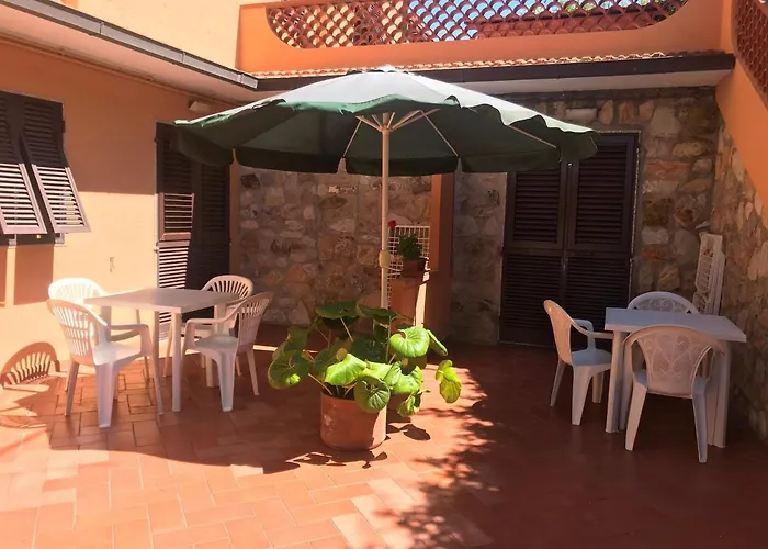 Estivi Anna E Pino * ריו מרינה