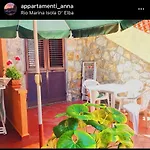 Estivi Anna E Pino