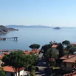 Estivi Anna E Pino *