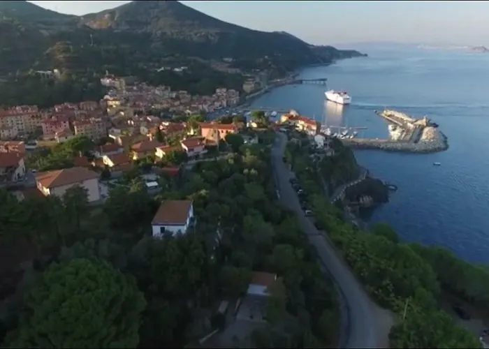 Estivi Anna E Pino Rio Marina