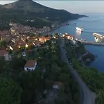 Estivi Anna E Pino Rio Marina