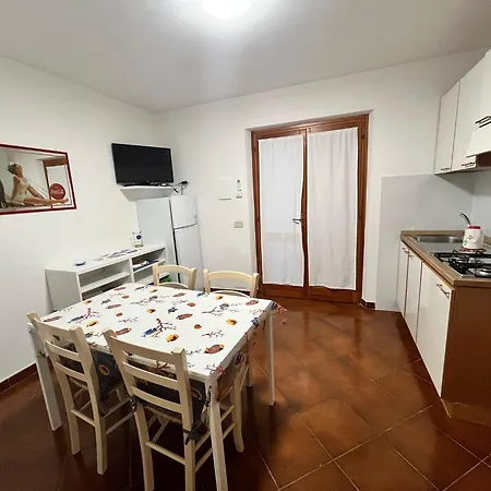 Estivi Anna E Pino Rio Marina