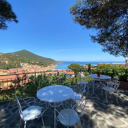 Estivi Anna E Pino * Rio Marina