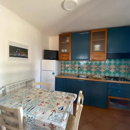 Estivi Anna E Pino Rio Marina