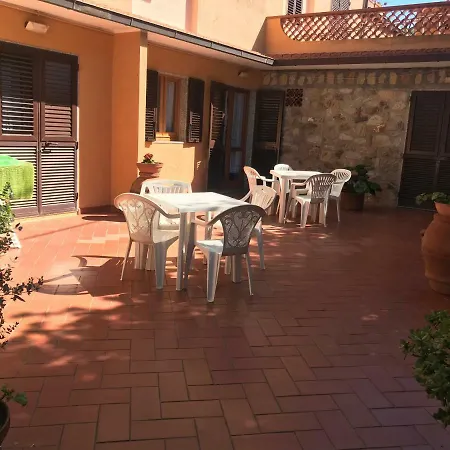 Estivi Anna E Pino Lejlighed *